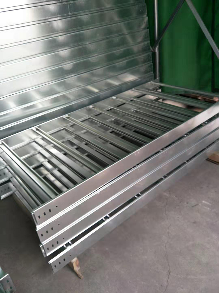 鍍鋅梯式橋架各項技術(shù)指標(biāo)